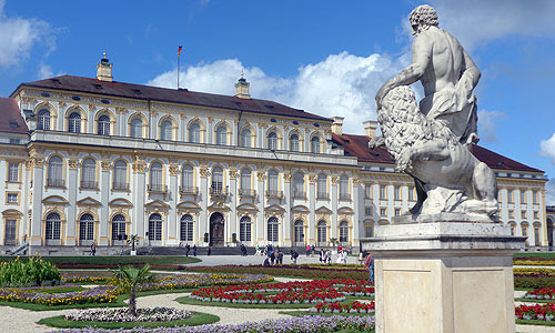 Bild: Neues Schloss und Hofgarten Schleißheim