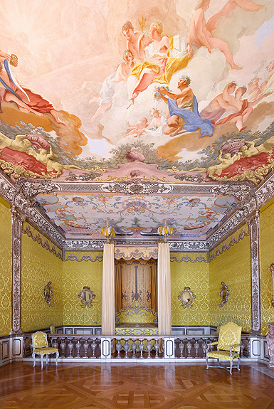 Paradeschlafzimmer der Kurfürstin, Foto: Bayerische Schlösserverwaltung Bild: Paradeschlafzimmer der Kurfürstin