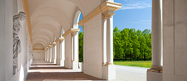 Picture: Arcade passage on the garden side of Schleißheim New Palace